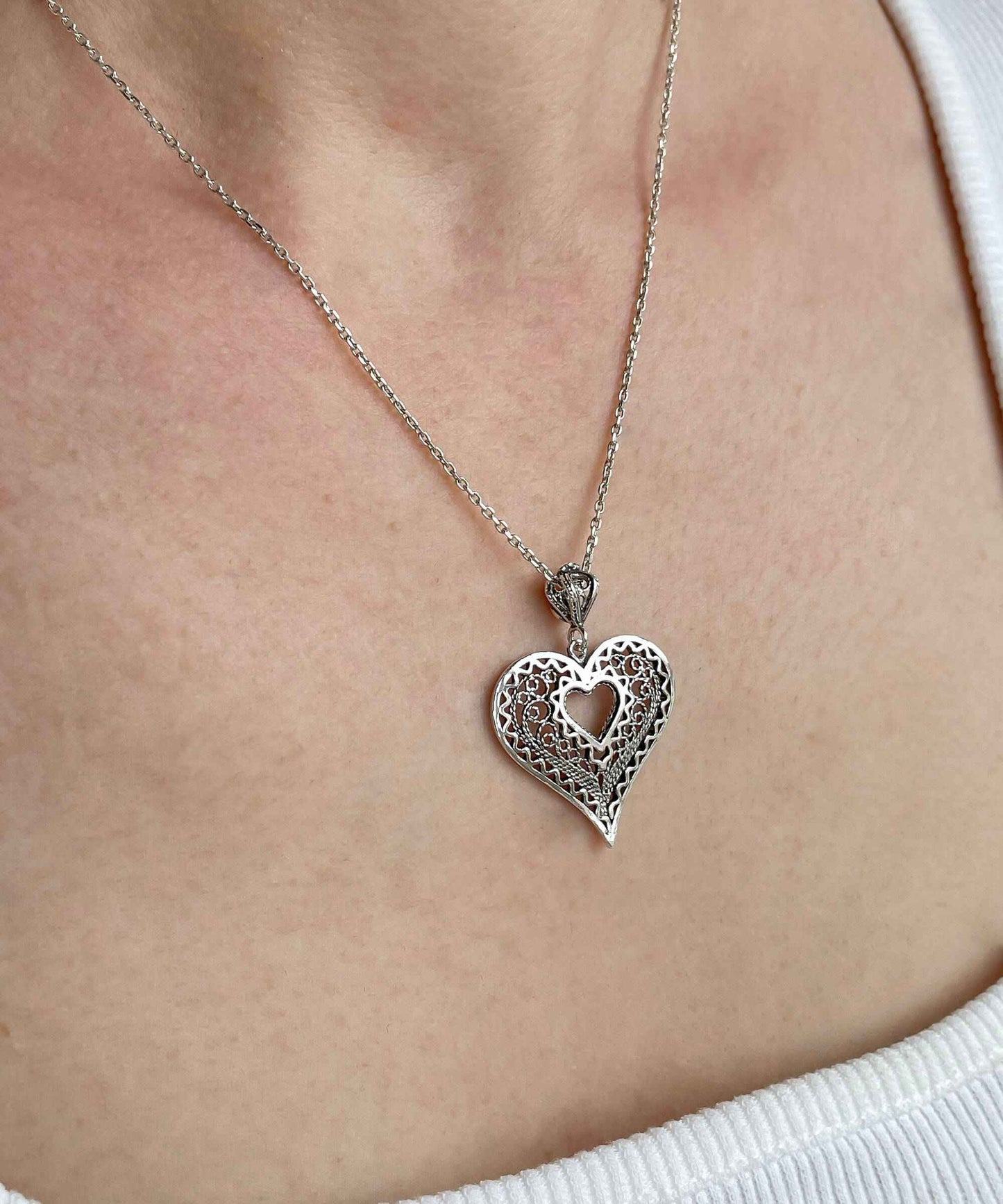 Filigree Art Heart in Heart Women Silver Pendant Necklace