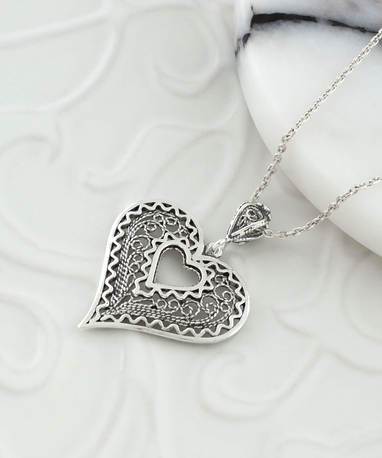 Filigree Art Heart in Heart Women Silver Pendant Necklace
