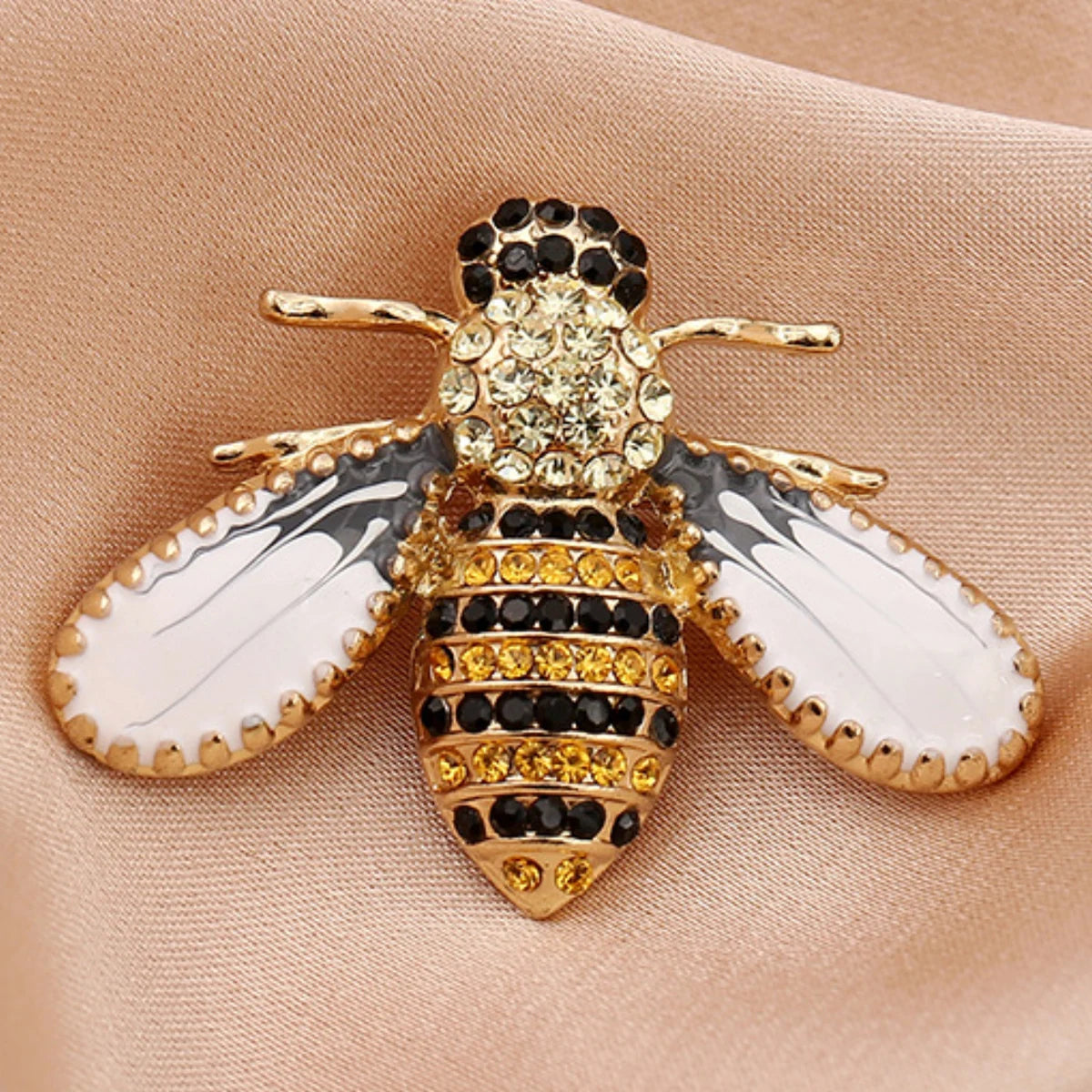 1PC Women's Fashion Trend Personalized Imitation Pearl Bee Brooch Pin