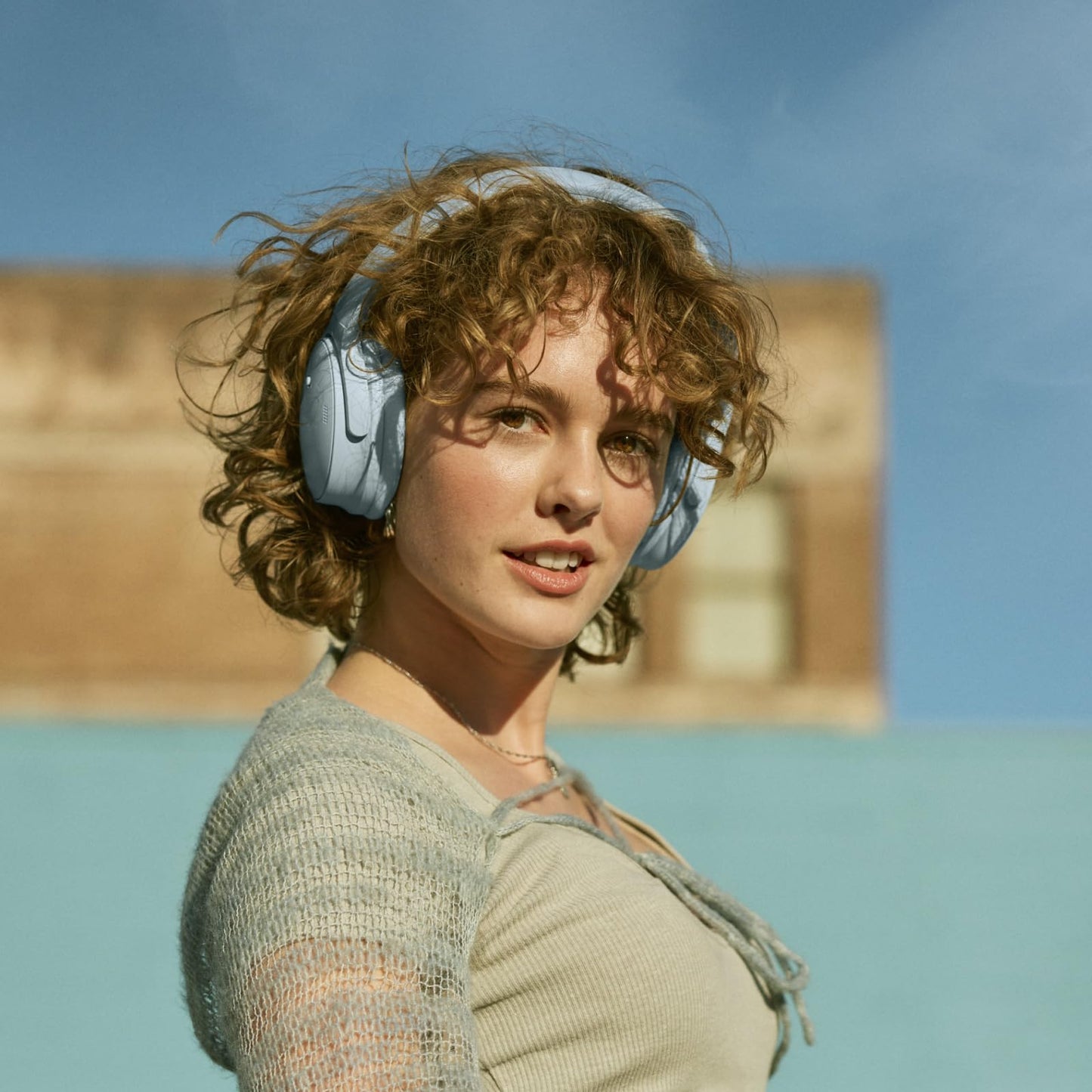 Bose QuietComfort Bluetooth Headphones, Wireless Headphones with Active Over Ear Noise Cancelling and Mic, Deep Bass, Up to 24 Hours of Playtime, Black
