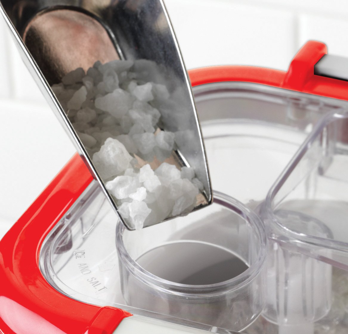 Nostalgia Frozen Drink Maker and Margarita Machine