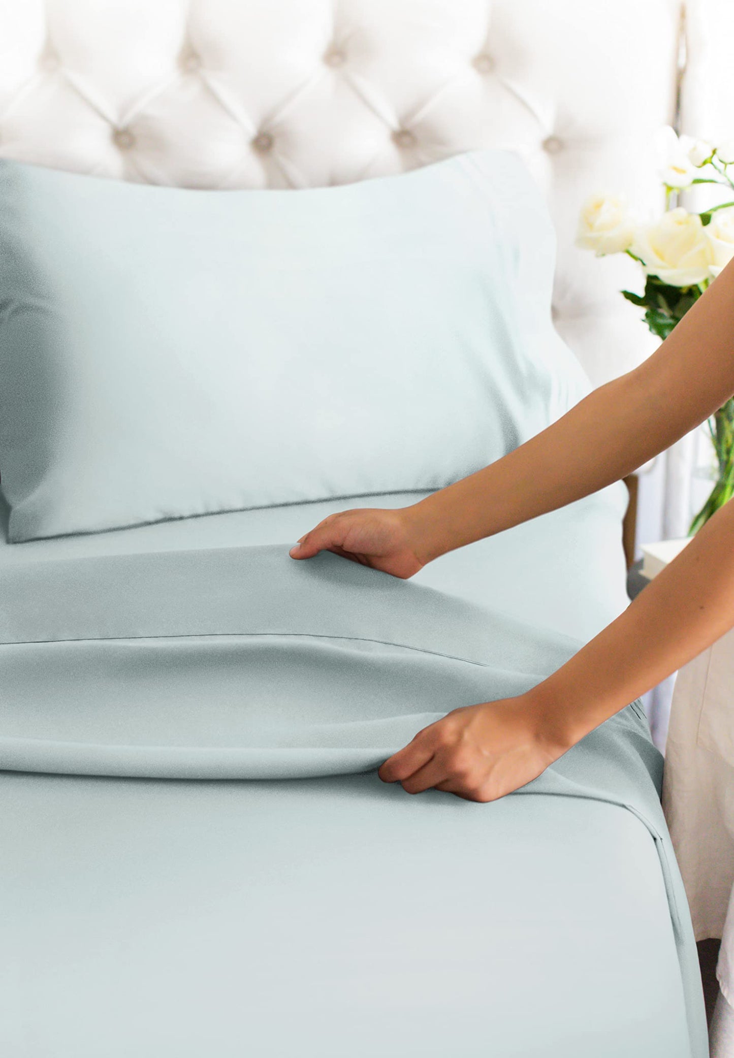 Queen Size 4 Piece Sheet Set - Comfy Breathable & Cooling Sheets - Hotel Luxury Bed Sheets for Women & Men - Deep Pockets, Easy-Fit, Extra Soft & Wrinkle Free Sheets - White Oeko-Tex Bed Sheet Set