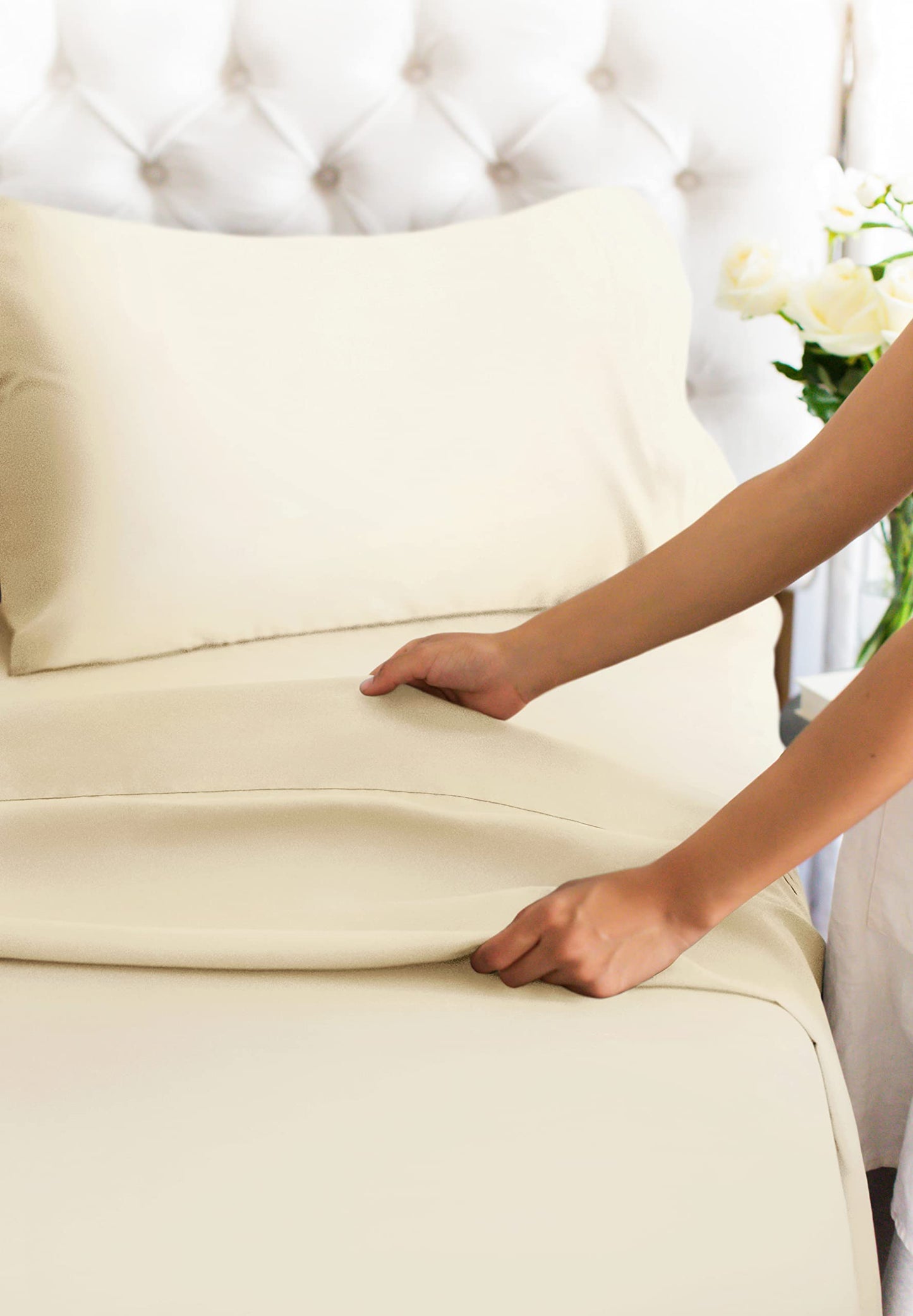Queen Size 4 Piece Sheet Set - Comfy Breathable & Cooling Sheets - Hotel Luxury Bed Sheets for Women & Men - Deep Pockets, Easy-Fit, Extra Soft & Wrinkle Free Sheets - White Oeko-Tex Bed Sheet Set