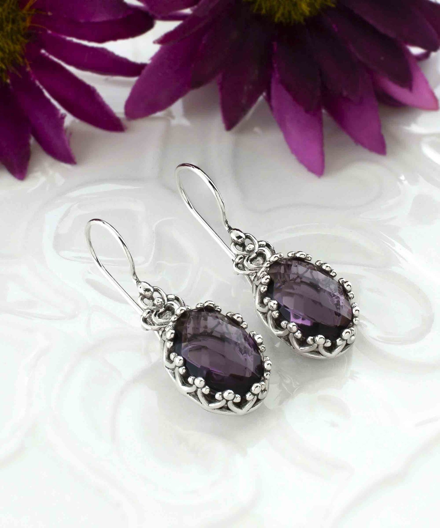 Filigree Art Amethyst Gemstone Crown Figured Women Silver Oval Drop