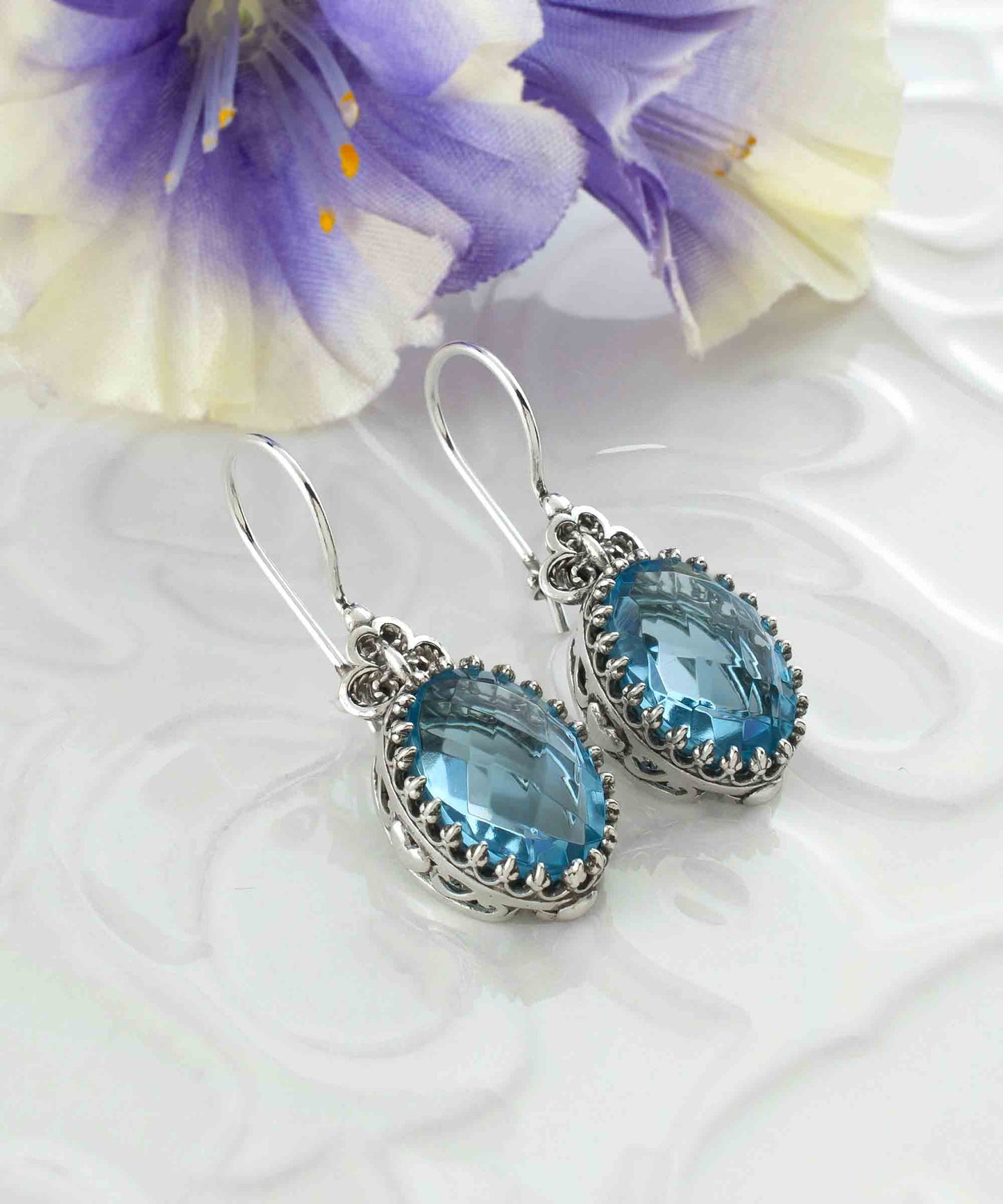 Filigree Art Blue Topaz Gemstone Heart Detailed Women Silver Oval Drop