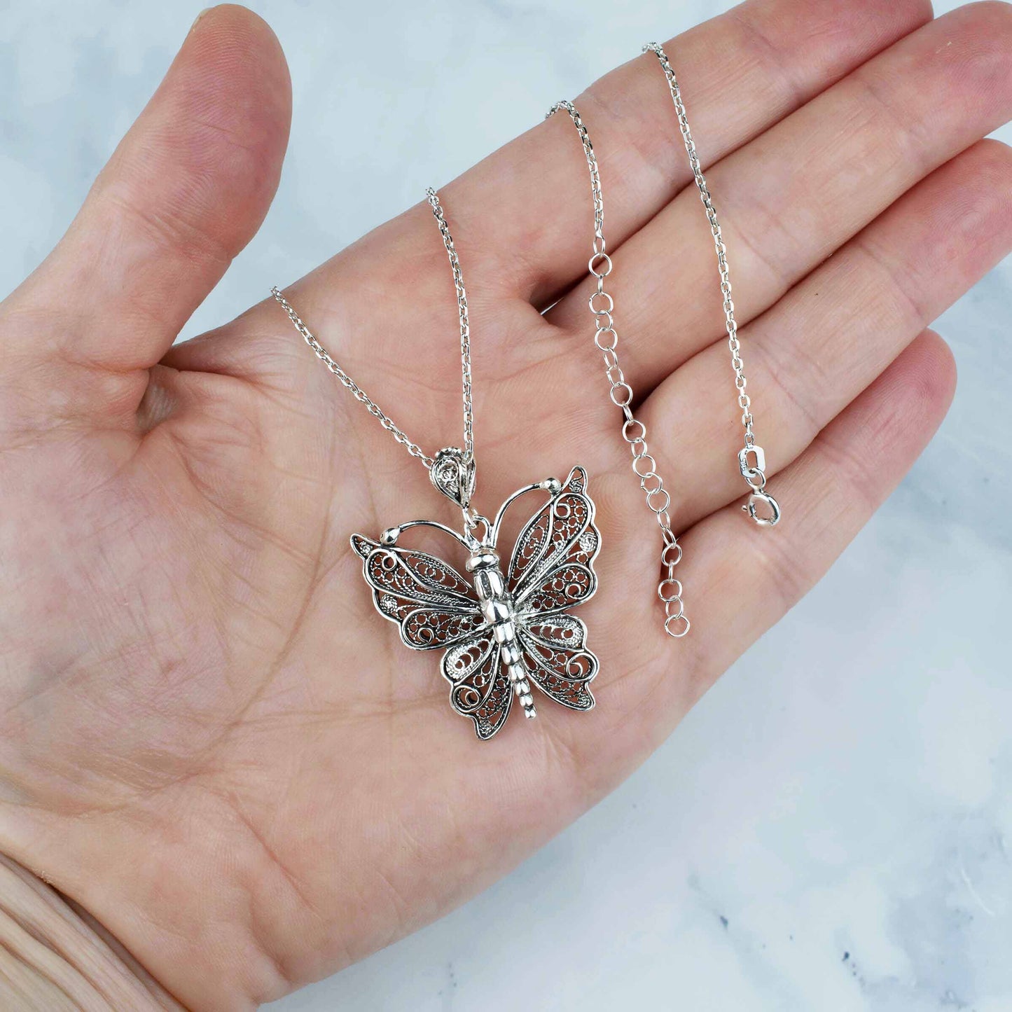 Filigree Art Butterfly Design Women Silver Pendant Necklace