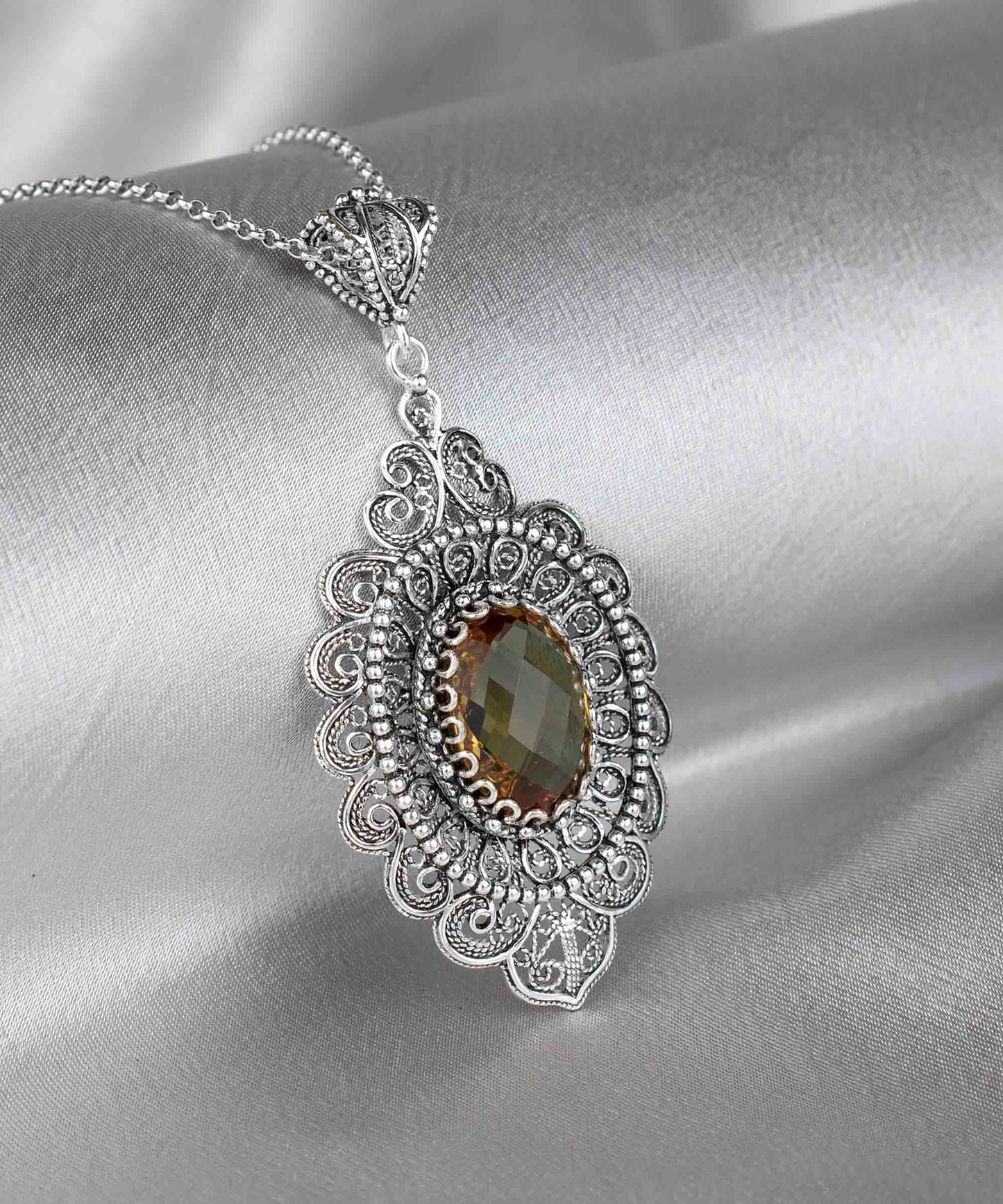 Filigree Art Alexandrite Gemstone Floral Figured Women Silver Oval