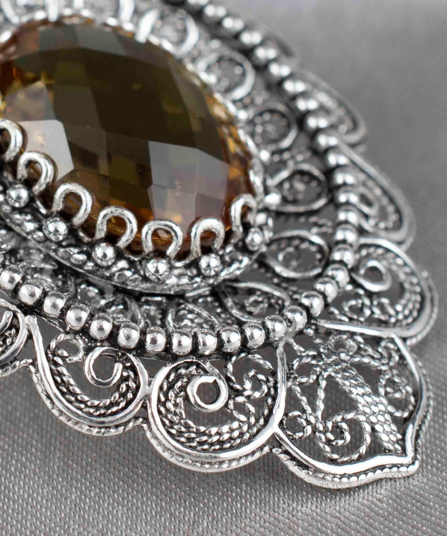 Filigree Art Alexandrite Gemstone Floral Figured Women Silver Oval
