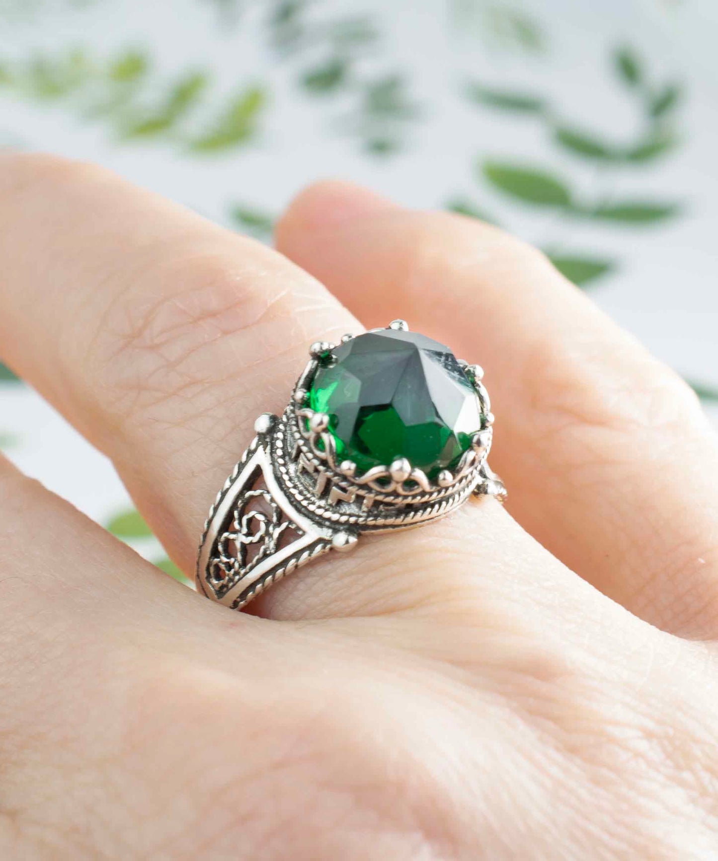 Greek Key Pattern Filigree Art Peridot Gemstone Women Silver Cocktail