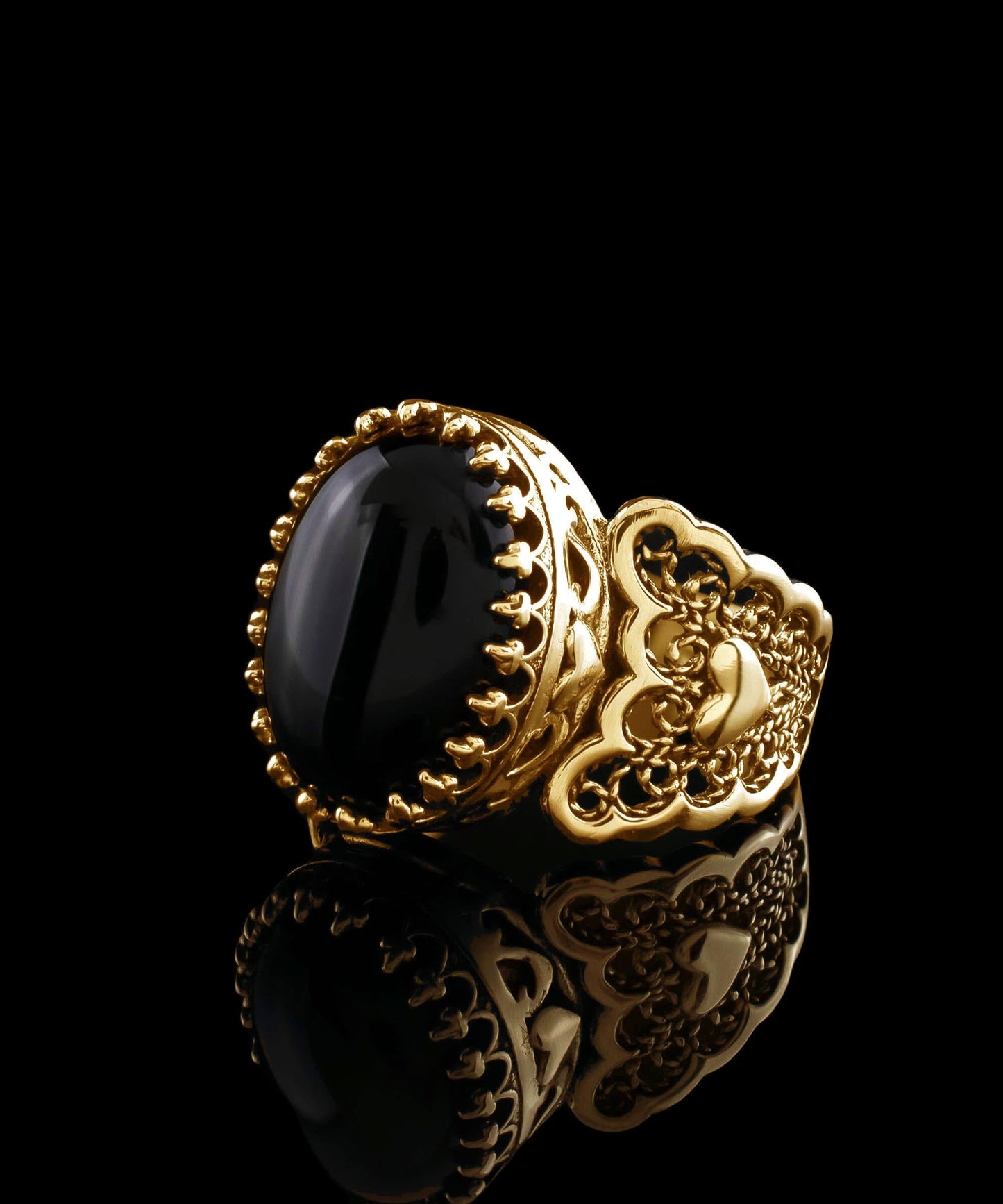 Double Heart Detailed Black Onyx Gemstone Filigree Art Gold Plated