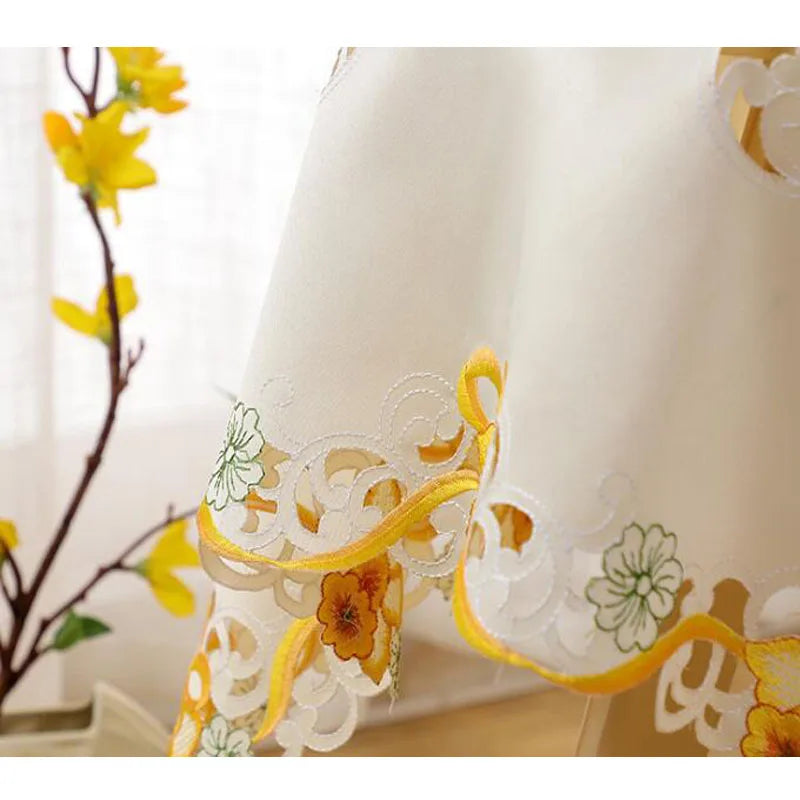 Popular Easter Chicken Embroidery Table Cloth
